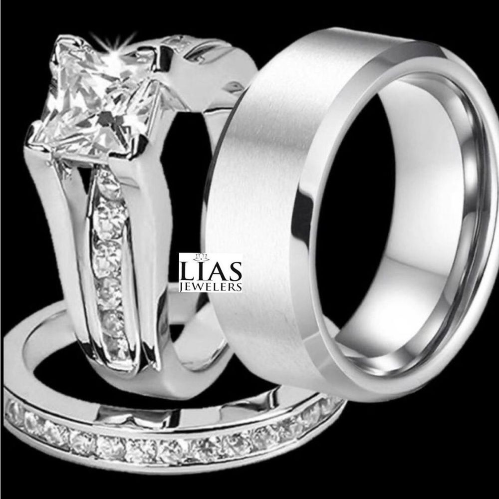 New 18k white gold wedding ring set ( His and Her )men’s wedding band and hers